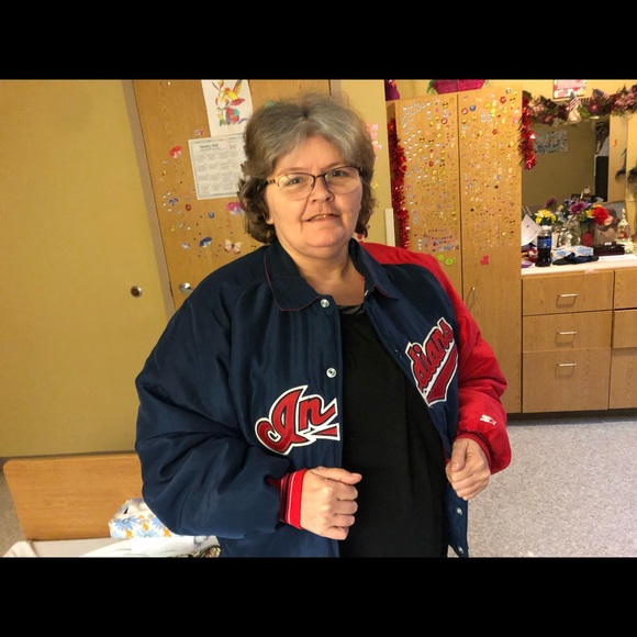 Meet your Posher, Tamara - Picture 3 of 4